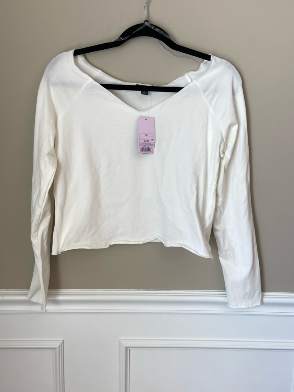 Wild Fable White Women's Long-Sleeve V-Neck Crop Top, Size XLarge, NWT, Festival